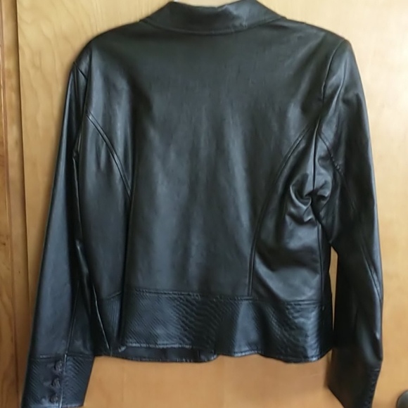 jacket - Picture 3 of 3